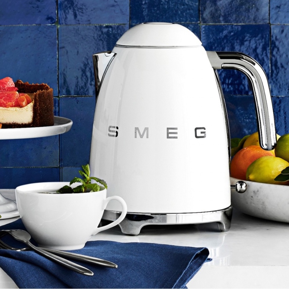 Smeg White Electric Kettle Originally $275 New in Box.
